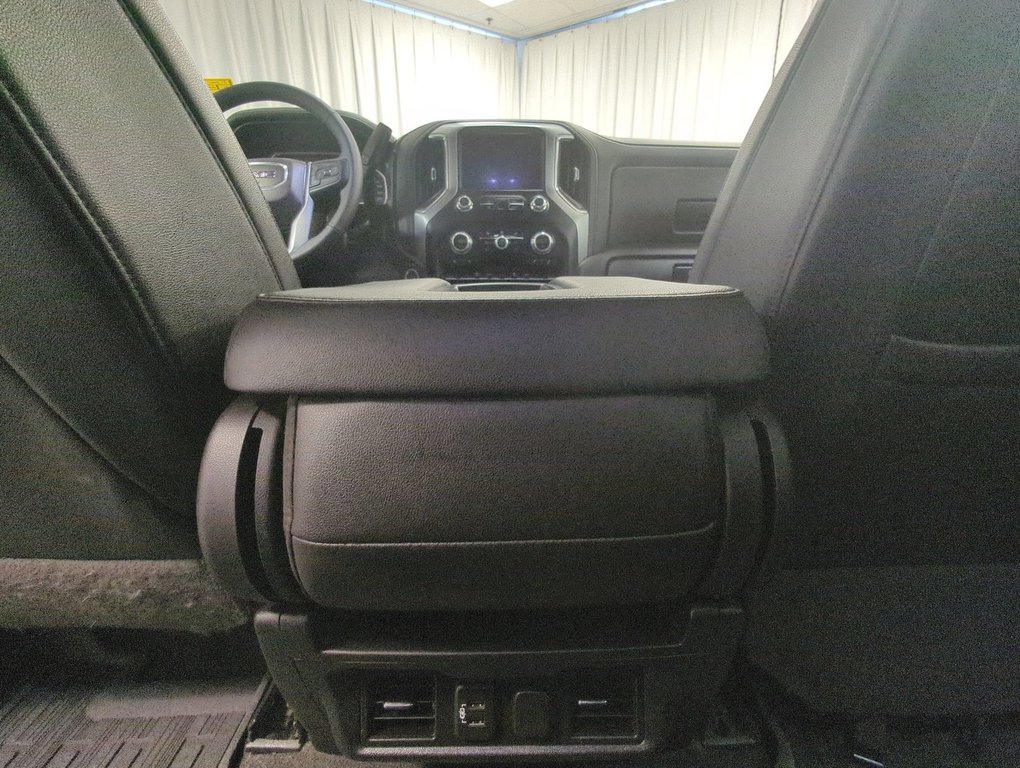 2021 GMC Sierra 2500HD SLT in Dartmouth, Nova Scotia - 20 - w1024h768px