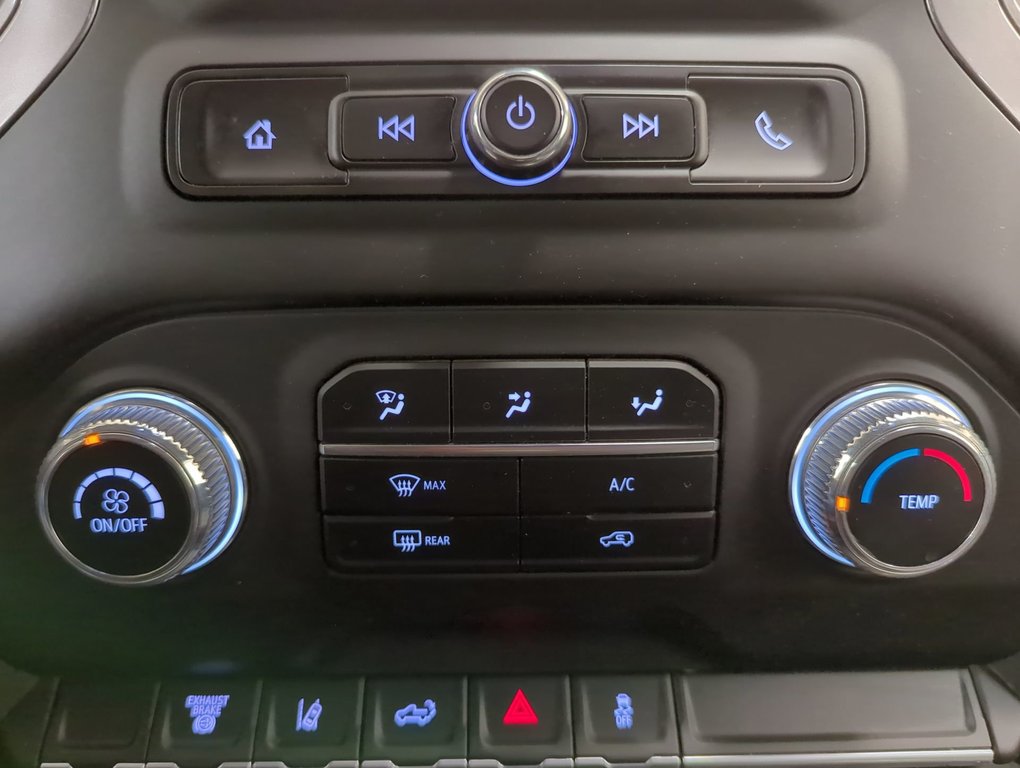 2024 GMC Sierra 3500HD Pro in Dartmouth, Nova Scotia - 18 - w1024h768px