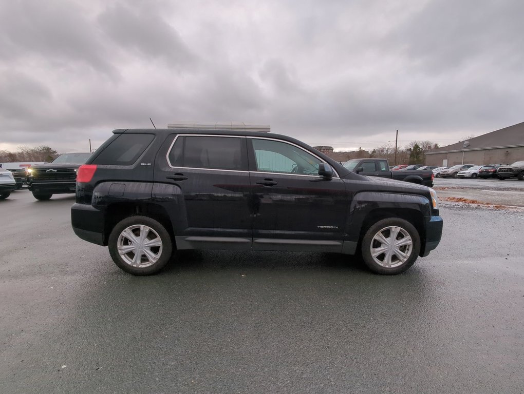 2017 GMC Terrain SLE in Dartmouth, Nova Scotia - 9 - w1024h768px