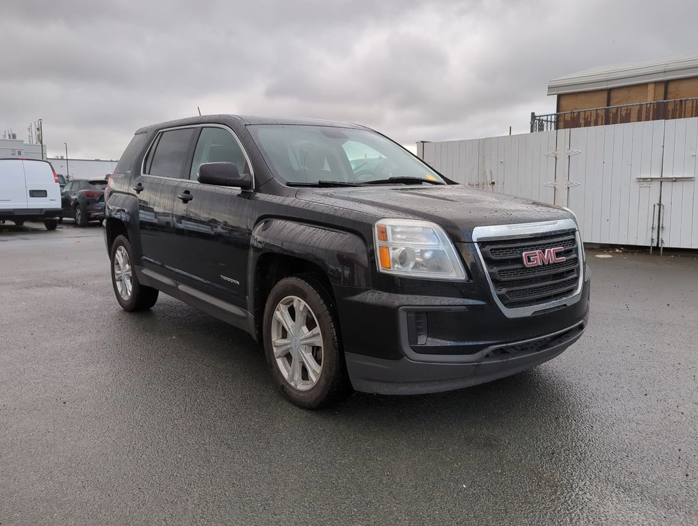 2017 GMC Terrain SLE in Dartmouth, Nova Scotia - 2 - w1024h768px