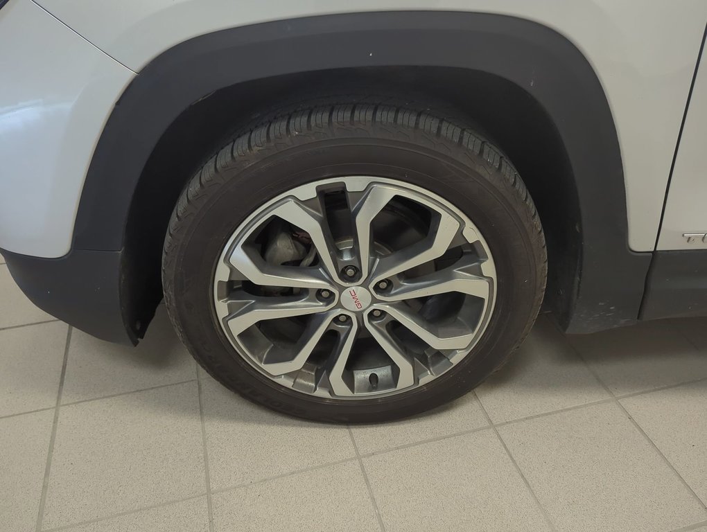 2020 GMC Terrain SLT in Dartmouth, Nova Scotia - 10 - w1024h768px