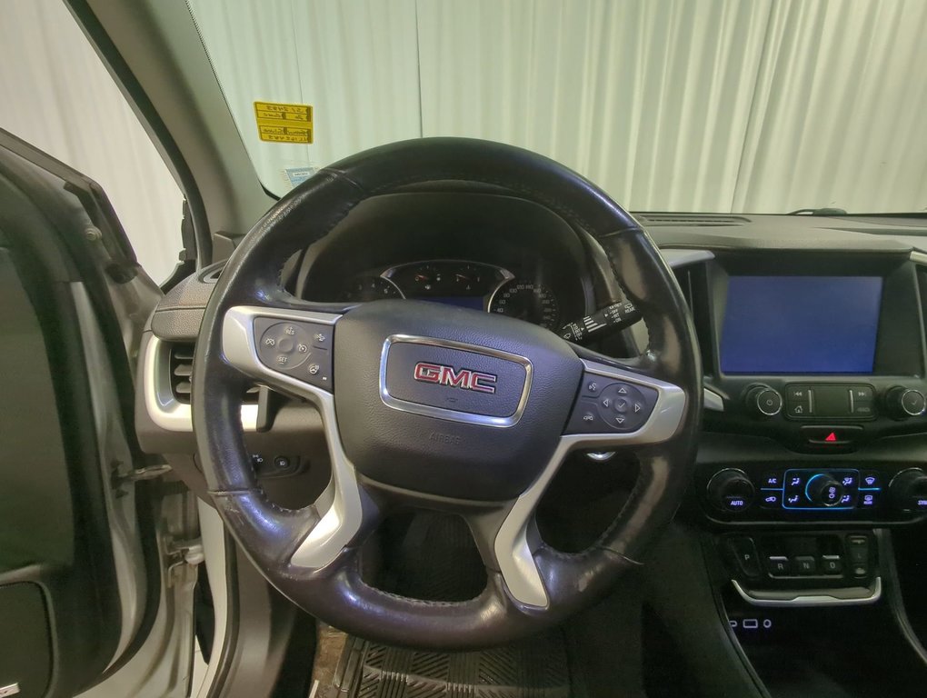 2020 GMC Terrain SLT in Dartmouth, Nova Scotia - 14 - w1024h768px