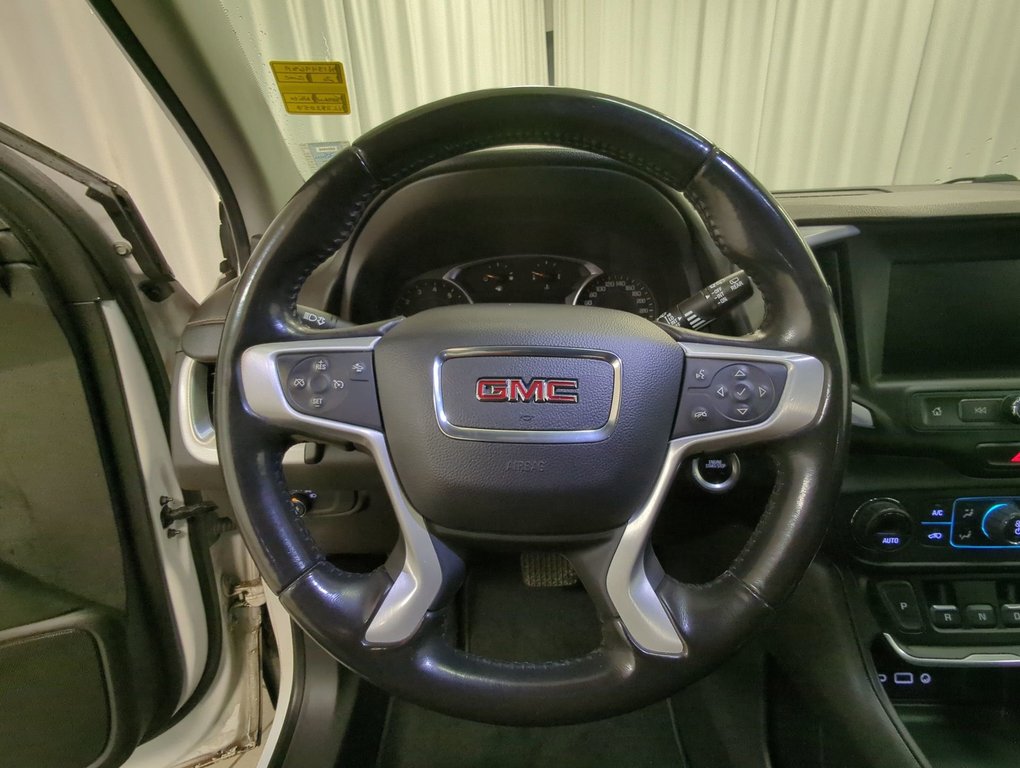 2020 GMC Terrain SLE in Dartmouth, Nova Scotia - 14 - w1024h768px