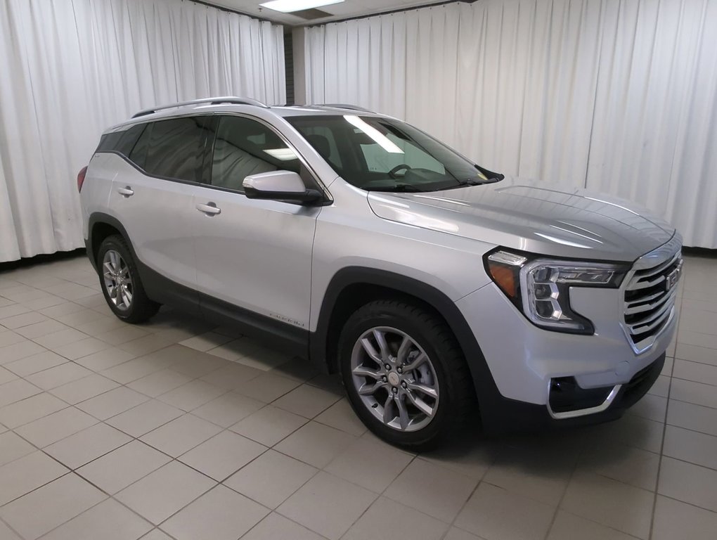 2022  Terrain SLT Leather Panoramic Sunroof *GM Certified* in Dartmouth, Nova Scotia - 9 - w1024h768px