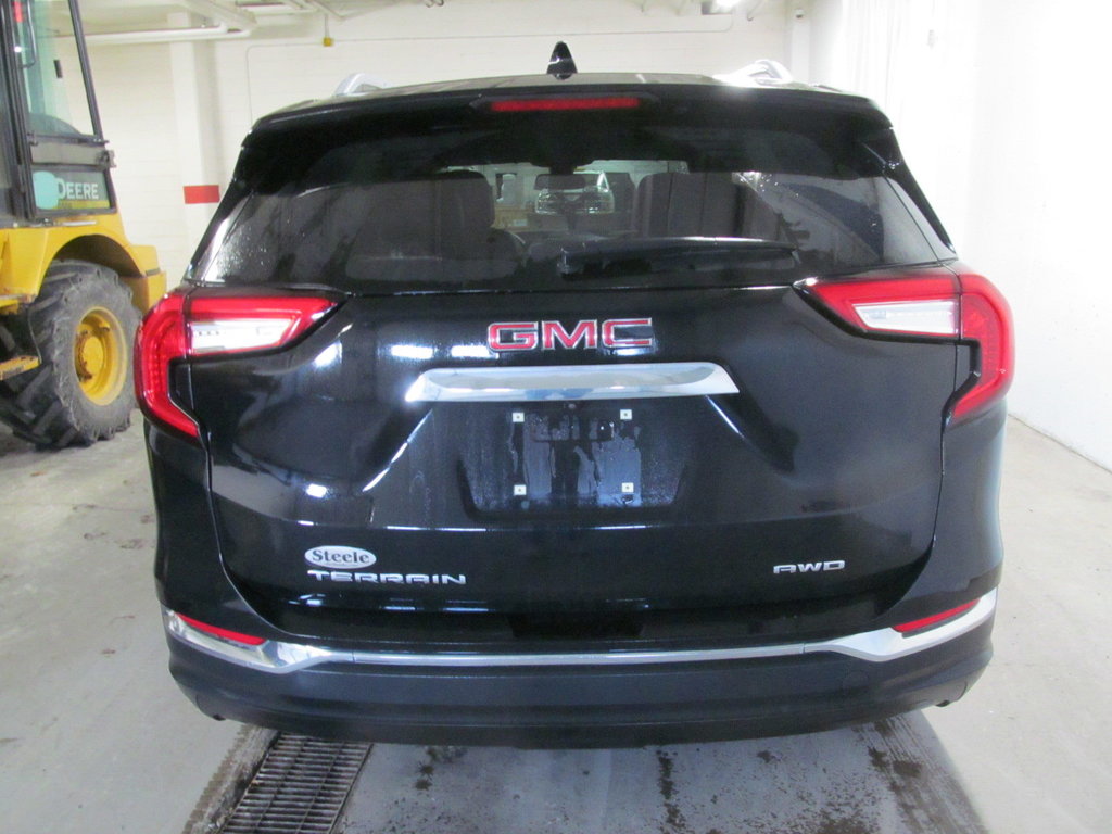 2022 GMC Terrain SLT in Dartmouth, Nova Scotia - 3 - w1024h768px