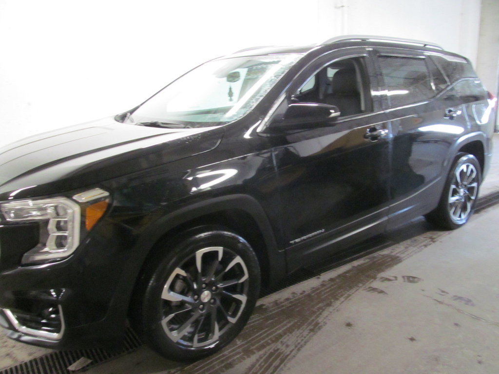 2022 GMC Terrain SLT in Dartmouth, Nova Scotia - 2 - w1024h768px