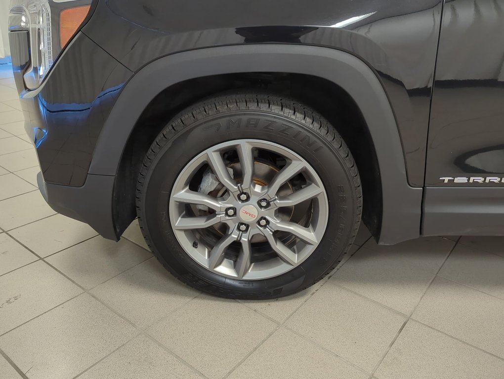 2022 GMC Terrain SLT in Dartmouth, Nova Scotia - 10 - w1024h768px