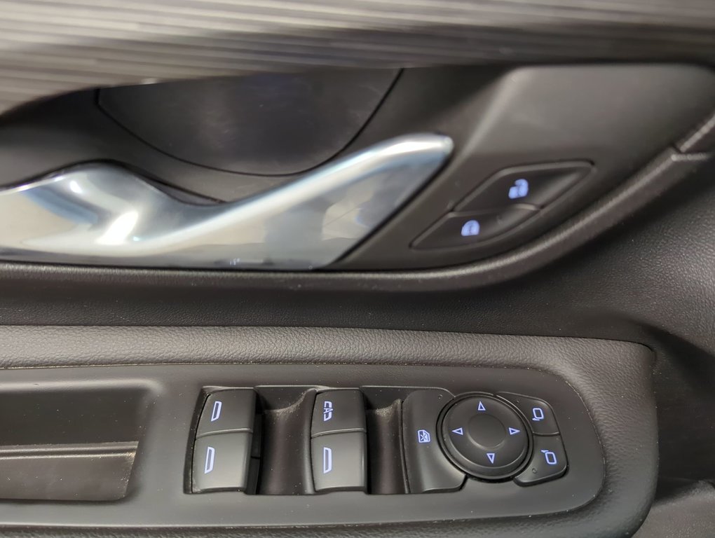 2023 GMC Terrain SLE in Dartmouth, Nova Scotia - 13 - w1024h768px