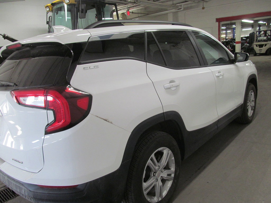 2024 GMC Terrain SLE in Dartmouth, Nova Scotia - 4 - w1024h768px