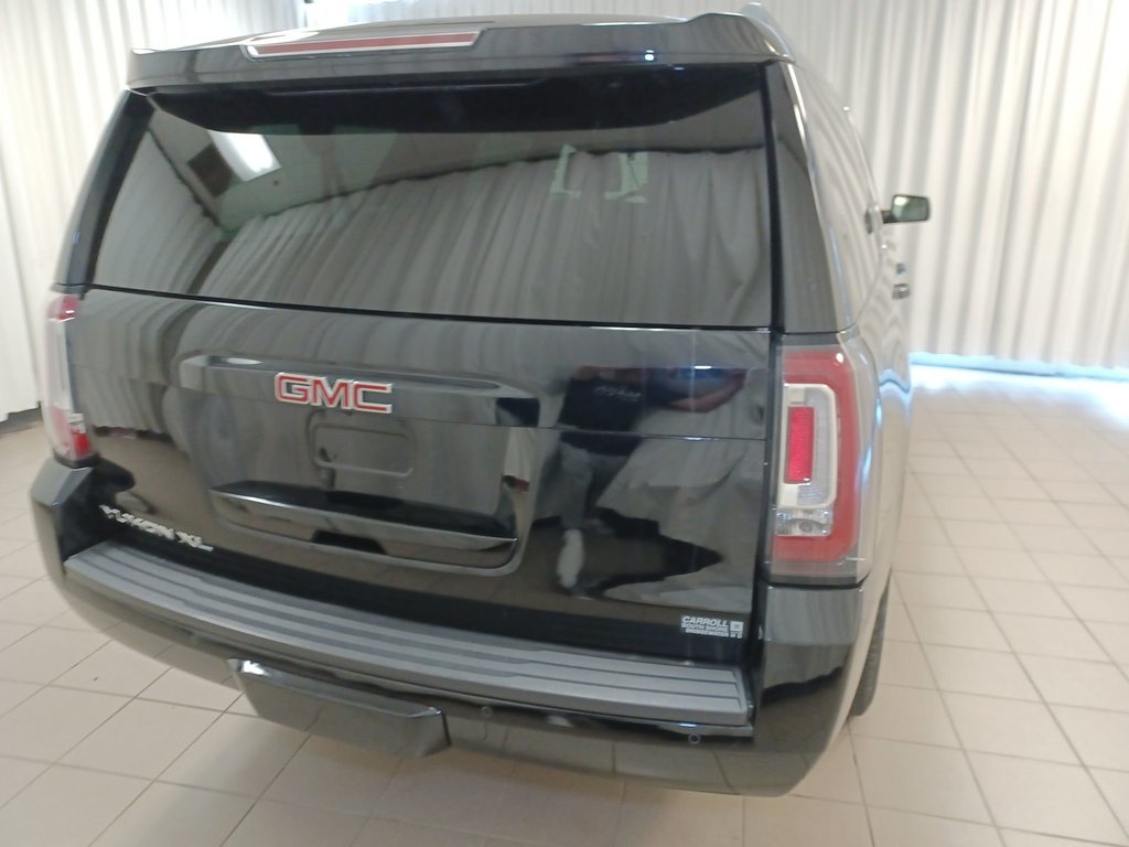 2016  Yukon XL SLT in Dartmouth, Nova Scotia - 6 - w1024h768px