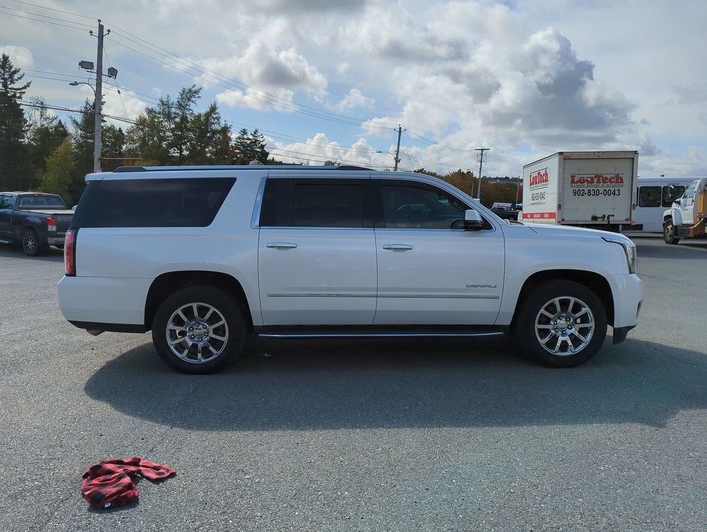 2017  Yukon XL Denali in Dartmouth, Nova Scotia - 9 - w1024h768px