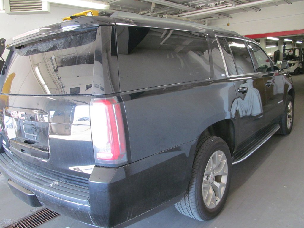 2019 GMC Yukon XL SLT in Dartmouth, Nova Scotia - 4 - w1024h768px