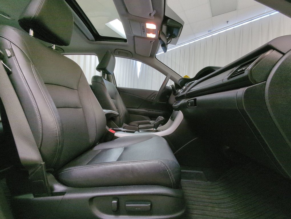 2015 Honda Accord Sedan EX-L in Dartmouth, Nova Scotia - 24 - w1024h768px
