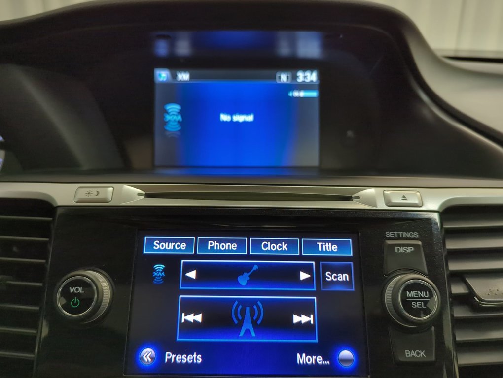 2015 Honda Accord Sedan EX-L in Dartmouth, Nova Scotia - 16 - w1024h768px