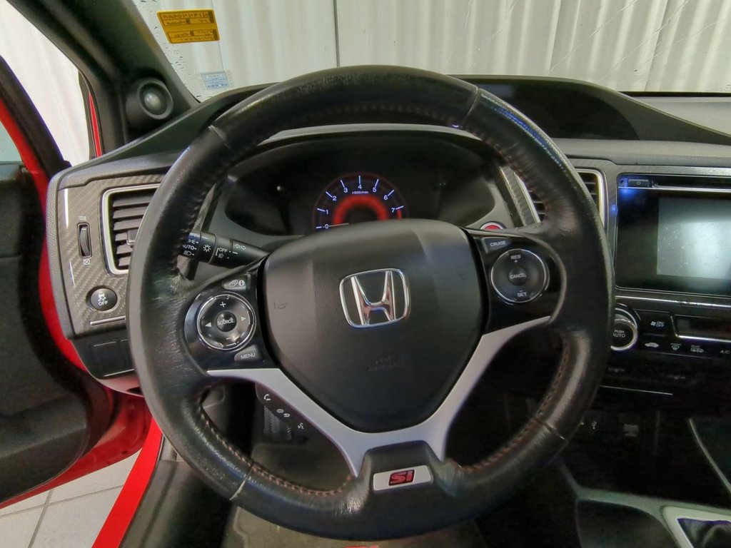 2014 Honda Civic Coupe Si in Dartmouth, Nova Scotia - 14 - w1024h768px