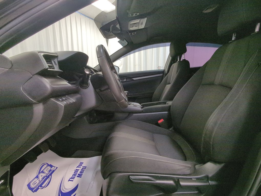 2020 Honda Civic Hatchback LX in Dartmouth, Nova Scotia - 11 - w1024h768px