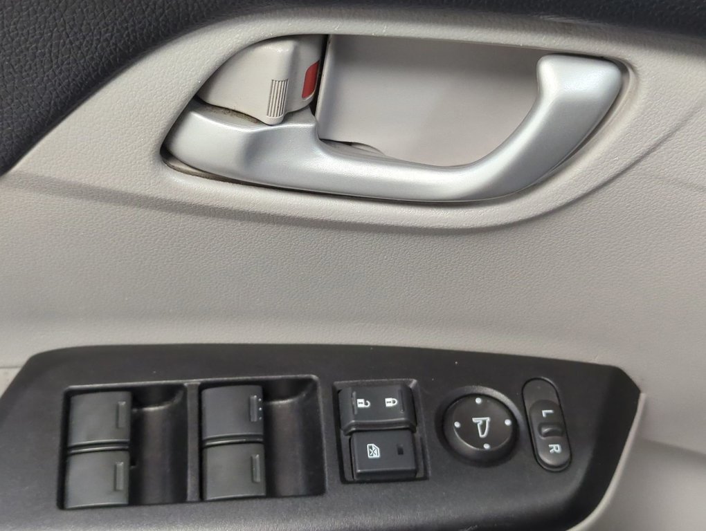 2015 Honda Civic Sedan LX in Dartmouth, Nova Scotia - 13 - w1024h768px