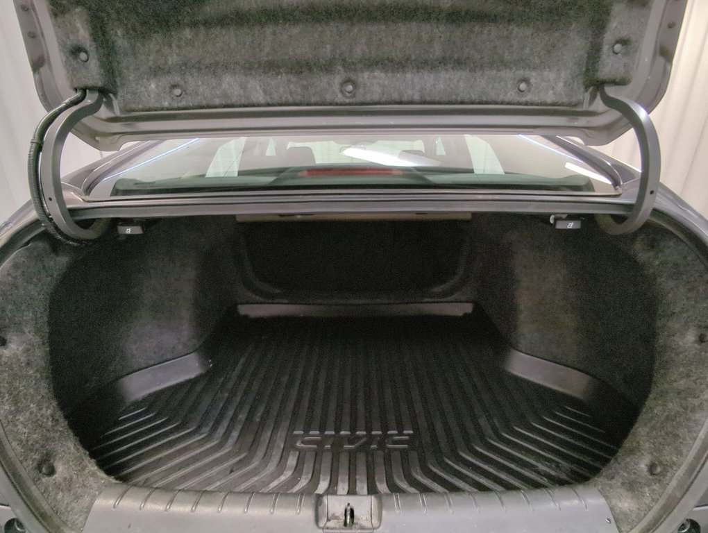 2018 Honda Civic Sedan SE in Dartmouth, Nova Scotia - 22 - w1024h768px
