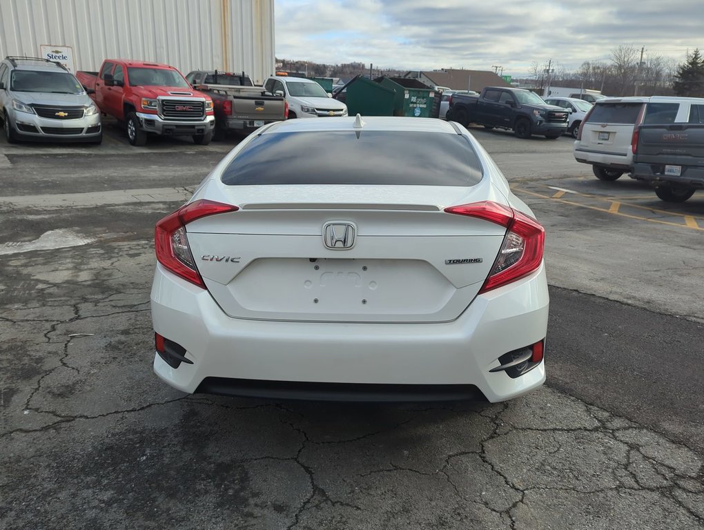 2018 Honda Civic Sedan Touring in Dartmouth, Nova Scotia - 7 - w1024h768px