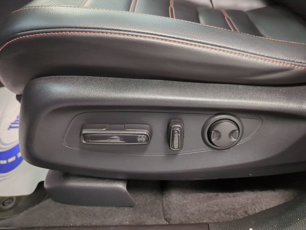 2025 Honda CR-V Hybrid EX-L in Dartmouth, Nova Scotia - 12 - w1024h768px