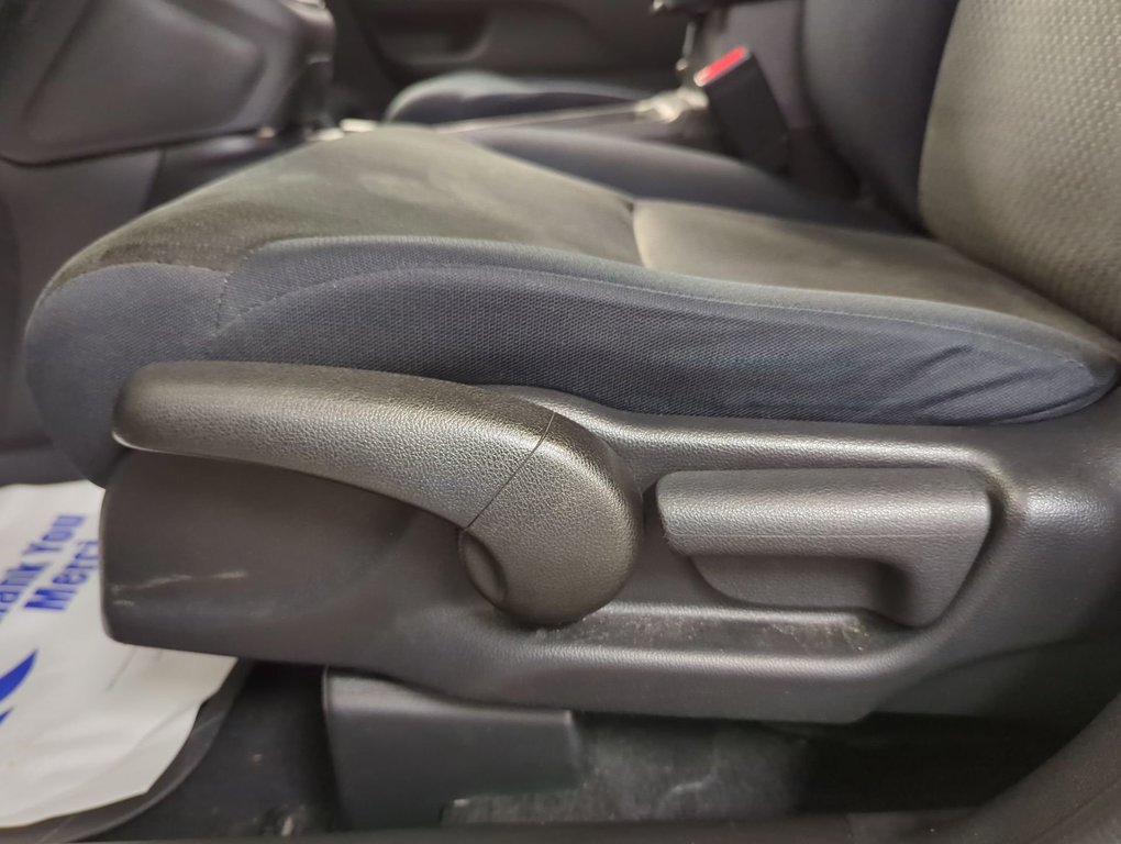 2015 Honda CR-V SE in Dartmouth, Nova Scotia - 12 - w1024h768px