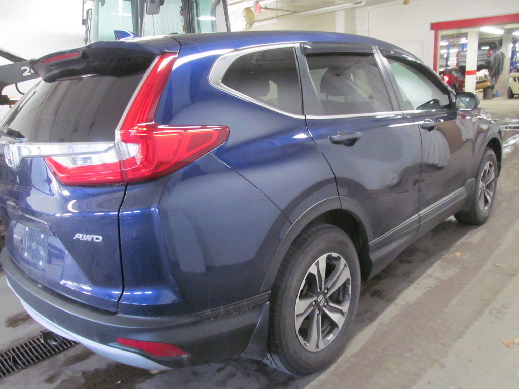 2017 Honda CR-V LX in Dartmouth, Nova Scotia - 4 - w1024h768px