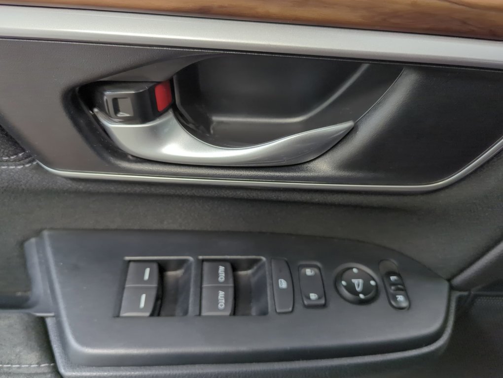 2018 Honda CR-V EX in Dartmouth, Nova Scotia - 13 - w1024h768px