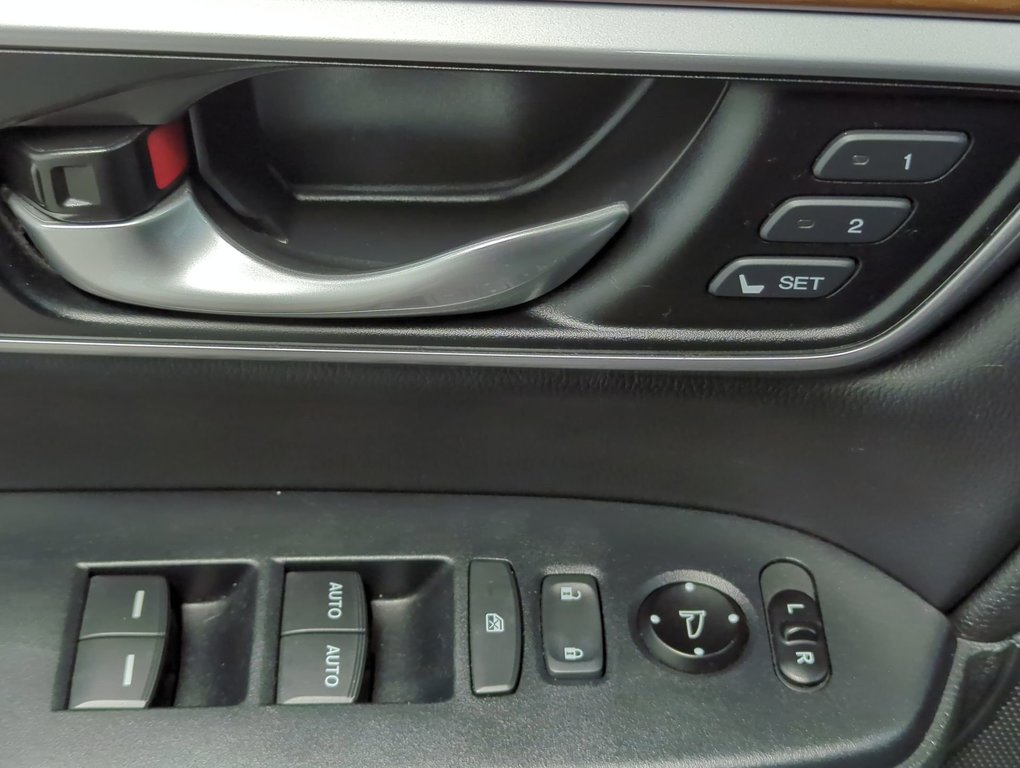 2019 Honda CR-V EX-L in Dartmouth, Nova Scotia - 13 - w1024h768px