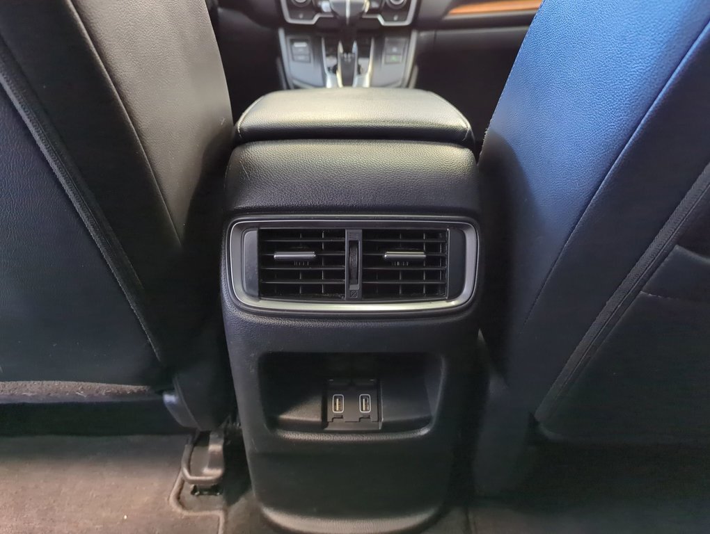 2020 Honda CR-V Touring Leather Sunroof Fresh MVI in Dartmouth, Nova Scotia - 21 - w1024h768px