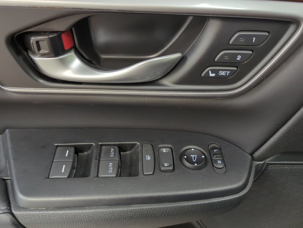 2021 Honda CR-V EX-L in Dartmouth, Nova Scotia - 13 - w1024h768px