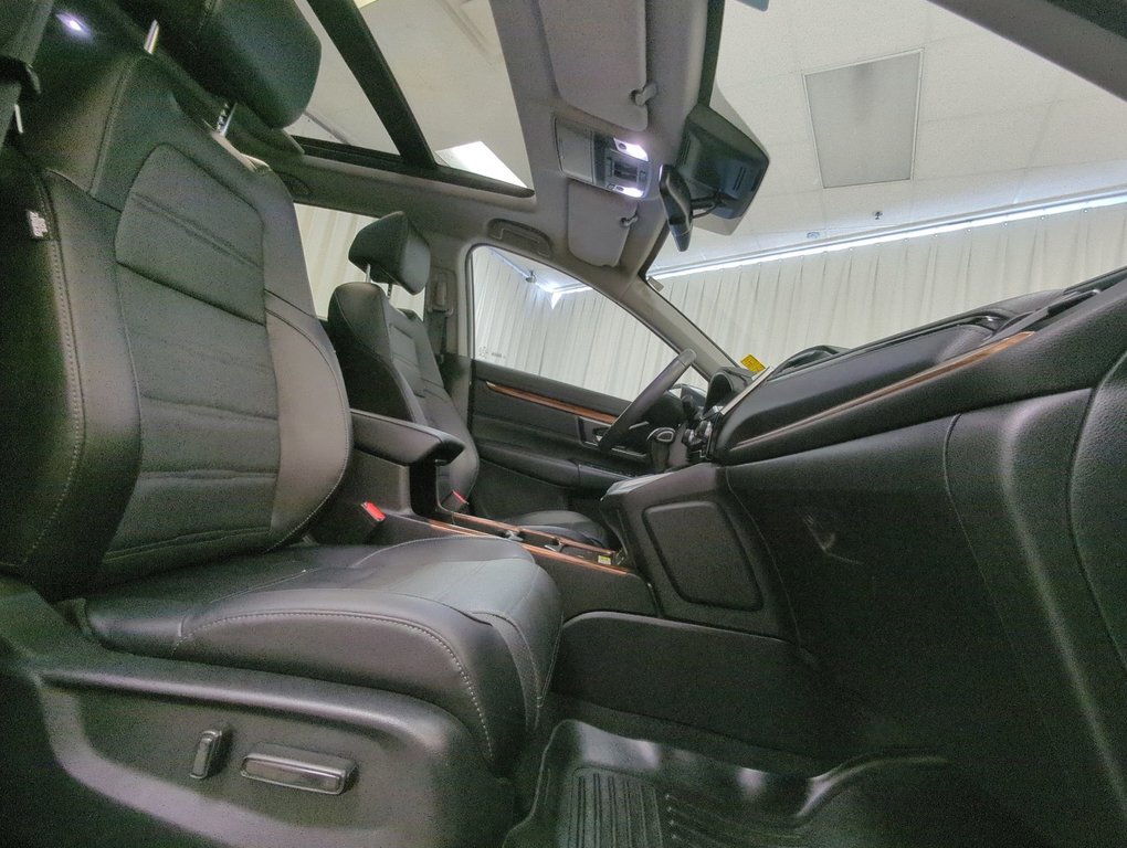 2022 Honda CR-V Touring in Dartmouth, Nova Scotia - 25 - w1024h768px