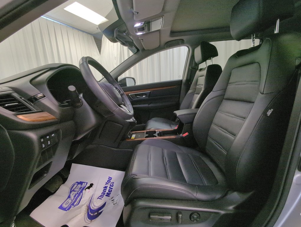 2022 Honda CR-V Touring in Dartmouth, Nova Scotia - 11 - w1024h768px