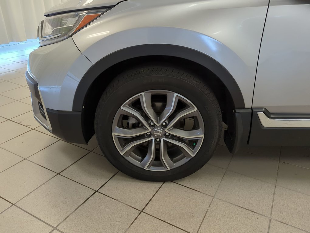 2022 Honda CR-V Touring in Dartmouth, Nova Scotia - 10 - w1024h768px