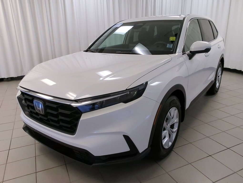 2023 Honda CR-V LX in Dartmouth, Nova Scotia - 4 - w1024h768px