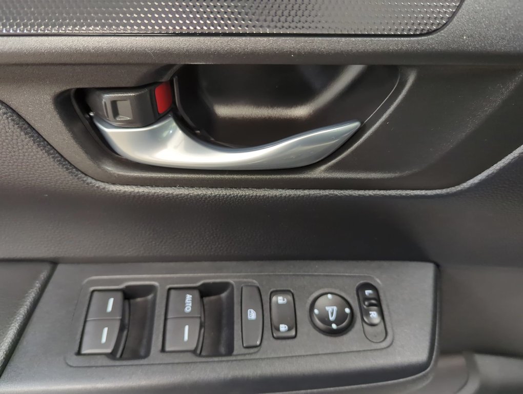 2023 Honda CR-V LX in Dartmouth, Nova Scotia - 13 - w1024h768px