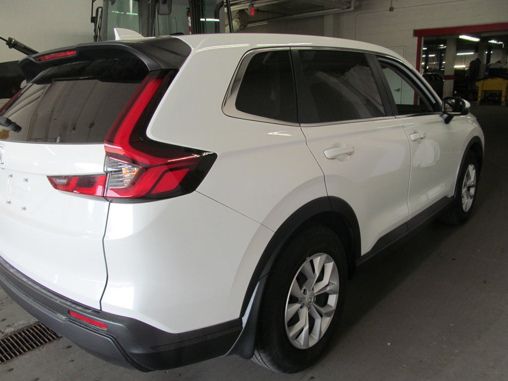 2023 Honda CR-V LX in Dartmouth, Nova Scotia - 4 - w1024h768px