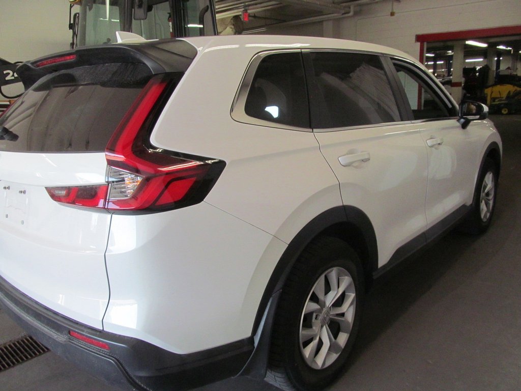 2023 Honda CR-V LX in Dartmouth, Nova Scotia - 4 - w1024h768px