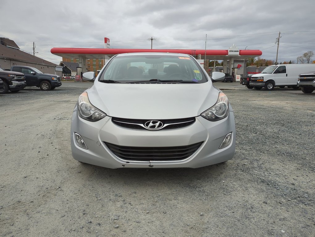 2013 Hyundai Elantra GLS in Dartmouth, Nova Scotia - 3 - w1024h768px