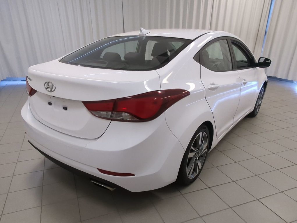 2016 Hyundai Elantra GLS in Dartmouth, Nova Scotia - 8 - w1024h768px