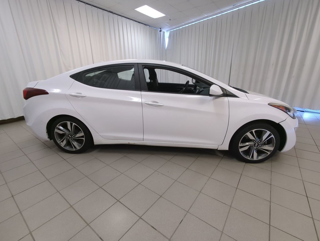 2016 Hyundai Elantra GLS in Dartmouth, Nova Scotia - 9 - w1024h768px