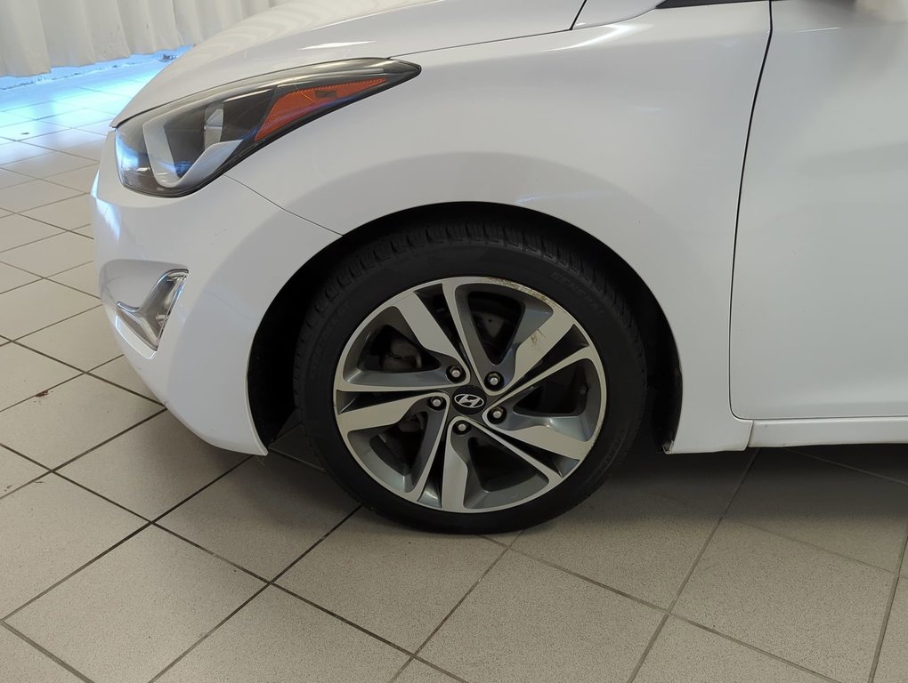 2016 Hyundai Elantra GLS in Dartmouth, Nova Scotia - 10 - w1024h768px