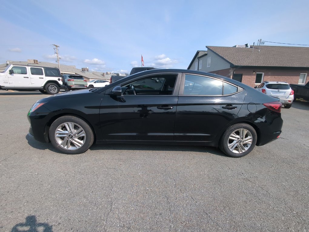 2020 Hyundai Elantra Preferred in Dartmouth, Nova Scotia - 5 - w1024h768px