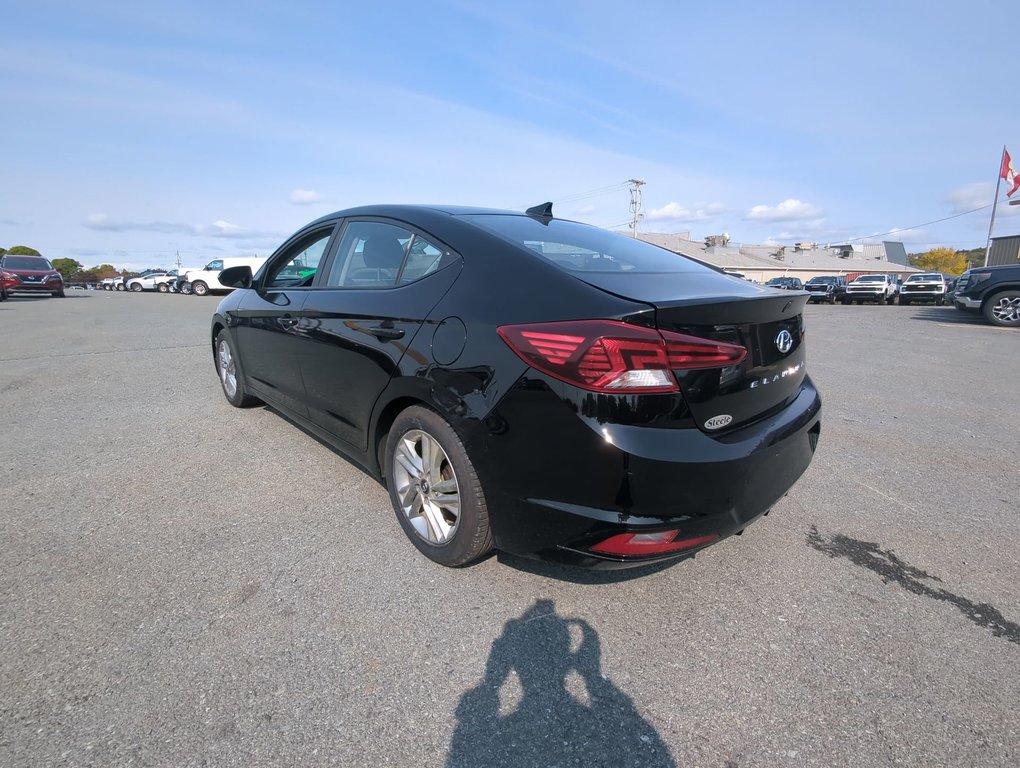 2020 Hyundai Elantra Preferred in Dartmouth, Nova Scotia - 6 - w1024h768px