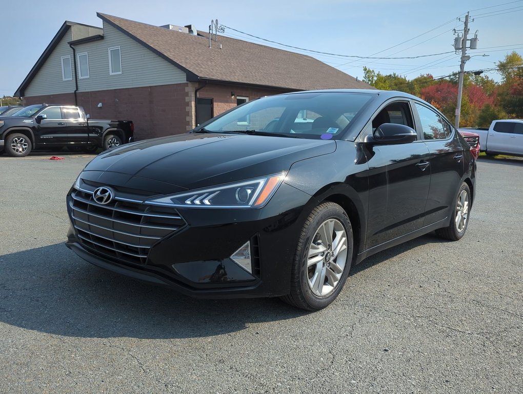 2020  Elantra Preferred in Dartmouth, Nova Scotia - 4 - w1024h768px