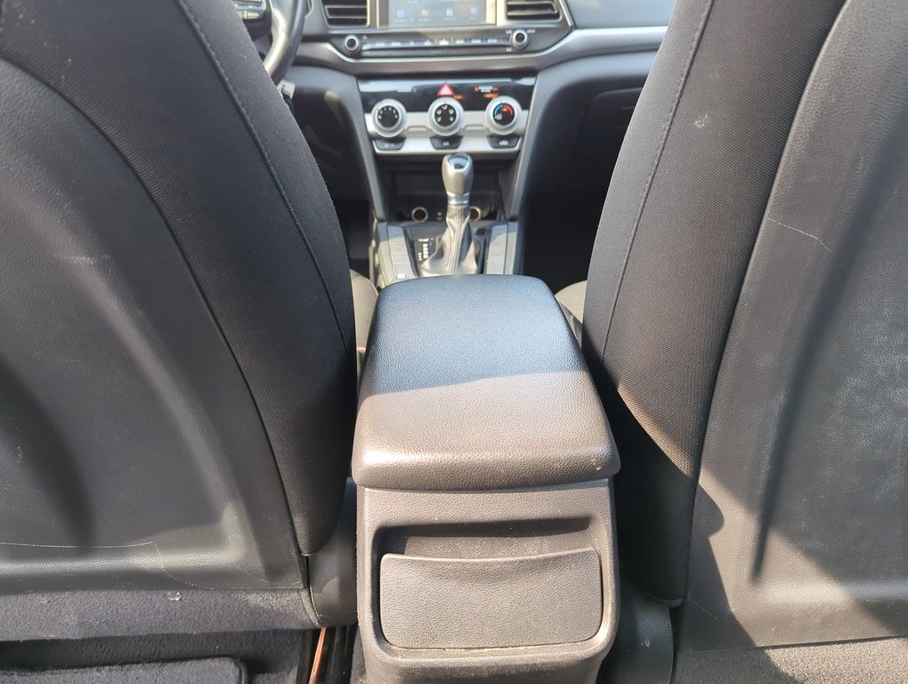 2020  Elantra Preferred in Dartmouth, Nova Scotia - 20 - w1024h768px