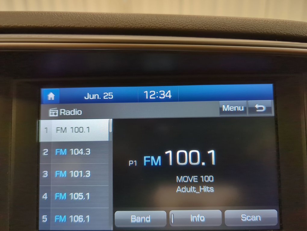 2020 Hyundai Elantra Preferred in Dartmouth, Nova Scotia - 16 - w1024h768px