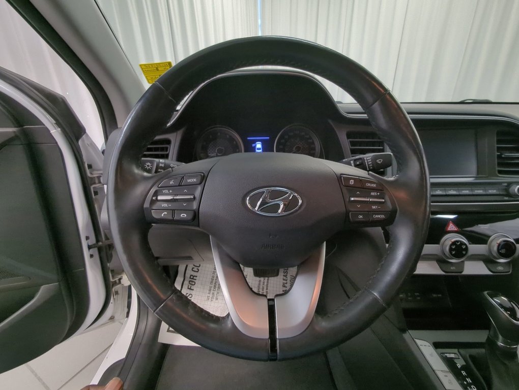 2020 Hyundai Elantra Preferred in Dartmouth, Nova Scotia - 14 - w1024h768px