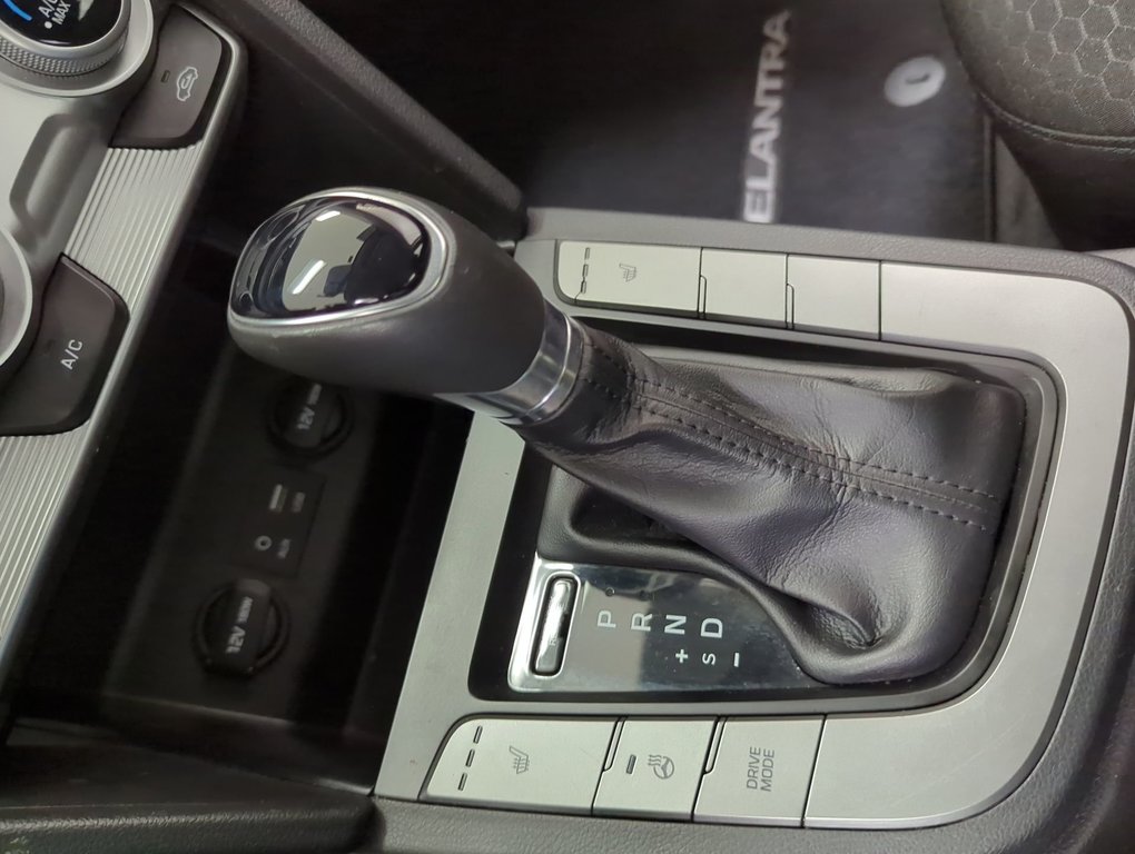 2020 Hyundai Elantra Preferred in Dartmouth, Nova Scotia - 19 - w1024h768px