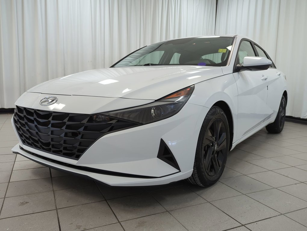 2022 Hyundai Elantra Preferred in Dartmouth, Nova Scotia - 4 - w1024h768px