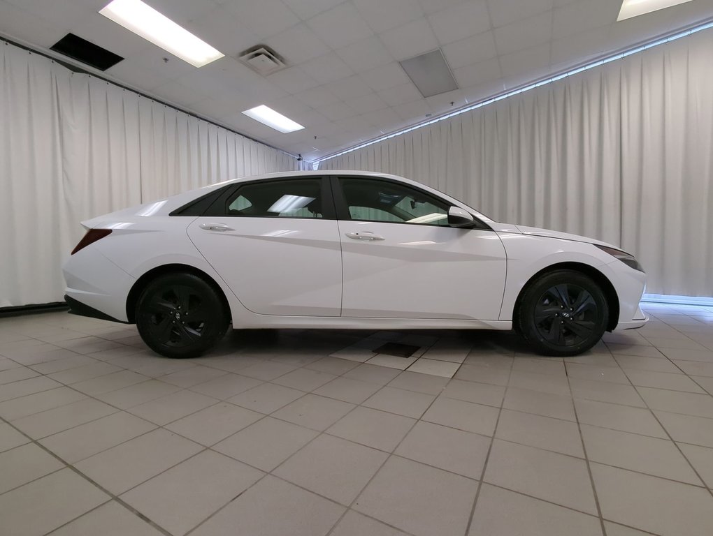 2022 Hyundai Elantra Preferred in Dartmouth, Nova Scotia - 9 - w1024h768px
